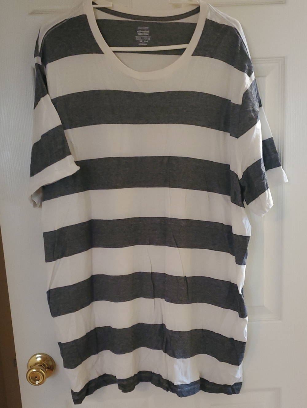Old Navy Men’s Short-Sleeve Crew Neck Shirt - White and Black Stripes